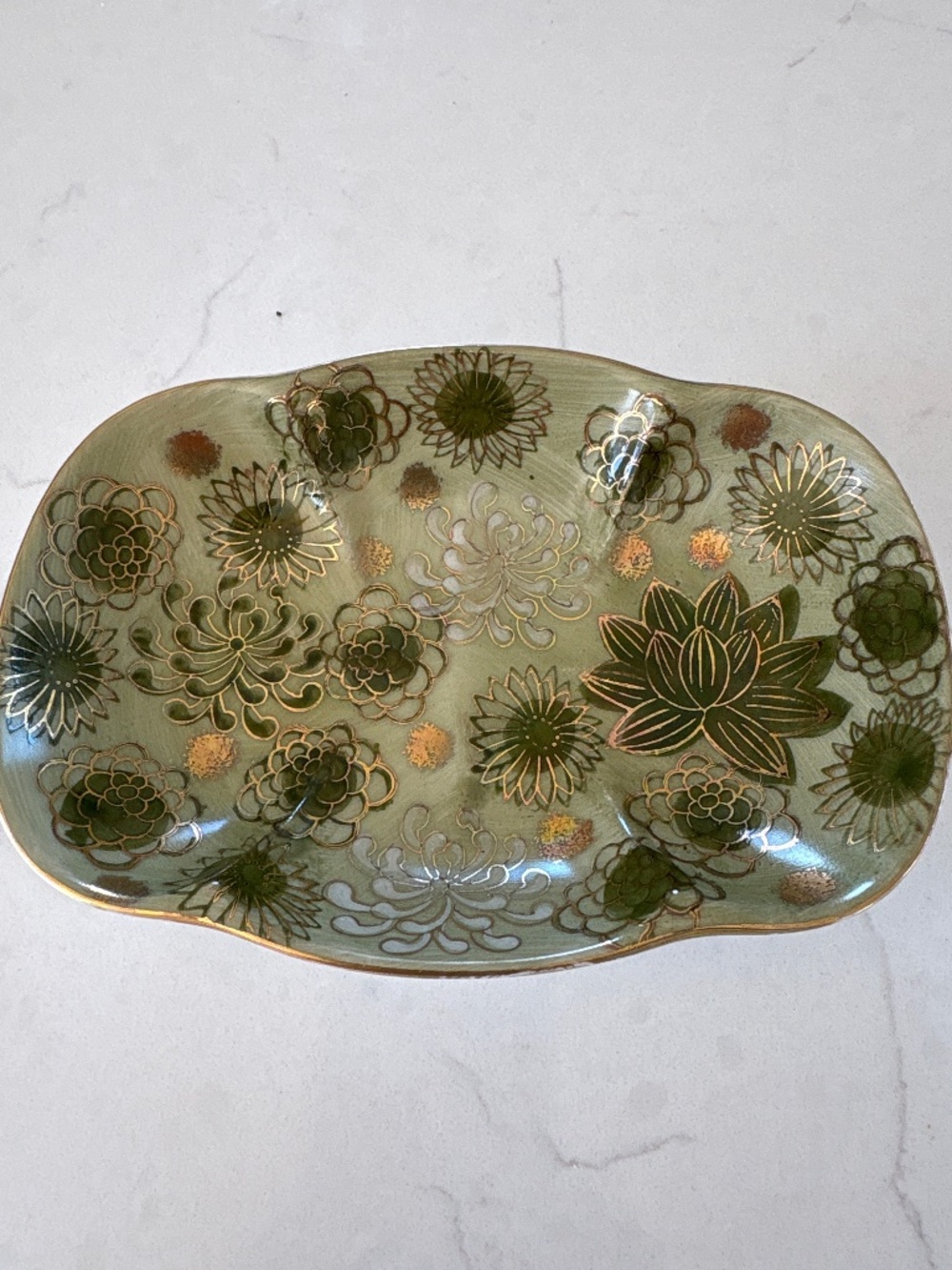 Vintage Japanese Kutani ware, chrysanthemum soap trunk dish porcelain